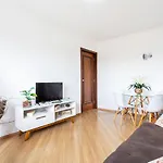 Apto com Wifi, lindo e confortável em Santana SP